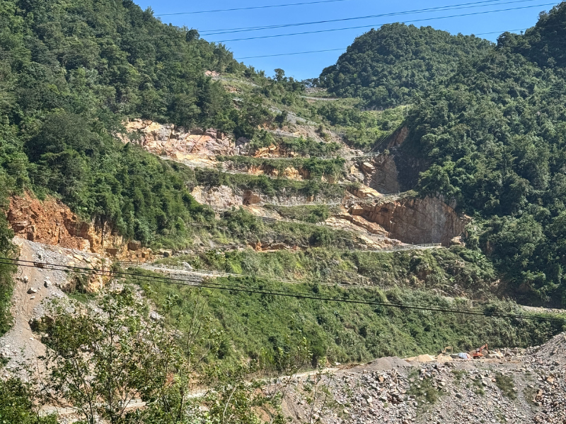 Cao Bang Pass